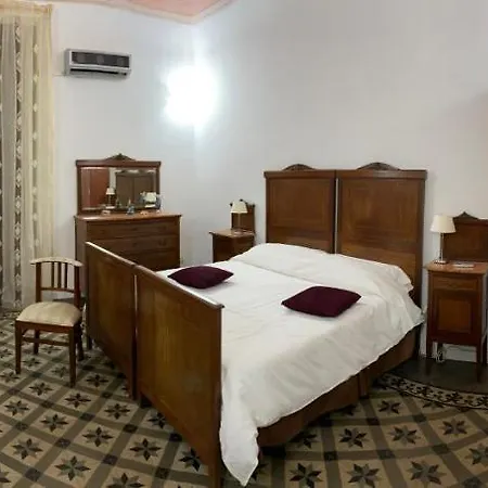 Aparthotel Crispi Catania