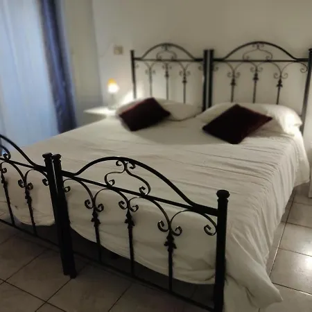 Lejlighedshotel Crispi 3*