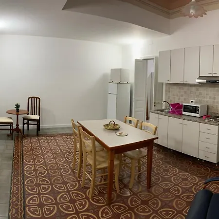 Crispi Aparthotel Katánie